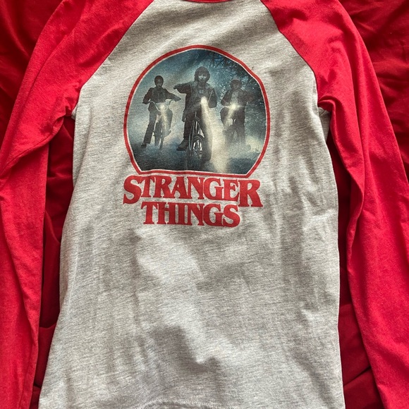 Vans Tops - 12 T-Shirts, 1 Sweater and 2 Flannel